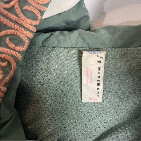 Free People Movement She Fly Jacket Size M Hooded Embroidered Green Oversized